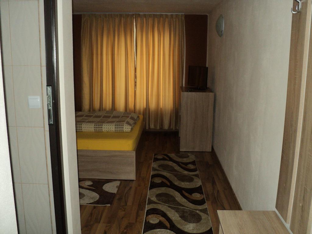 Cabana Suvenirurilor Скерішоара Номер фото